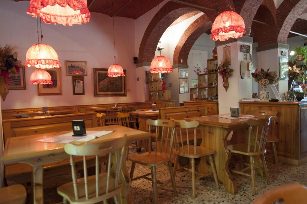 Tre Fiumi Hotel Ronta Kültér fotó